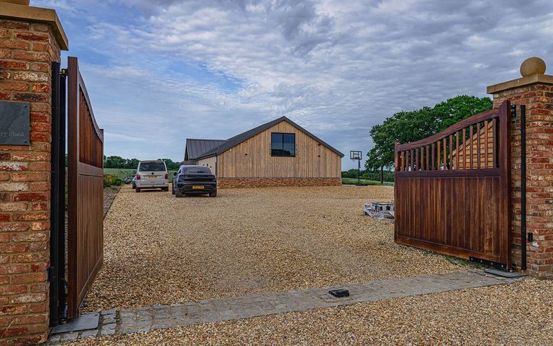 Garden at The Old Poultry Shed — The House and Pod